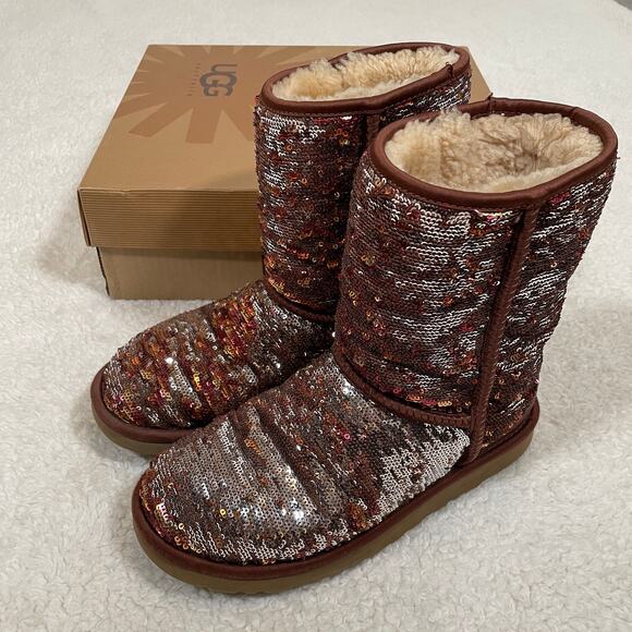 Ugg Classic Short Sequin Sparkle Boots Warm Autumn Brown Sheepskin Lining 7 - Picture 1 of 10